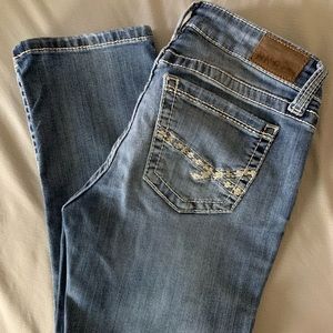 BKE Sabrina Cropped Jean Size 27